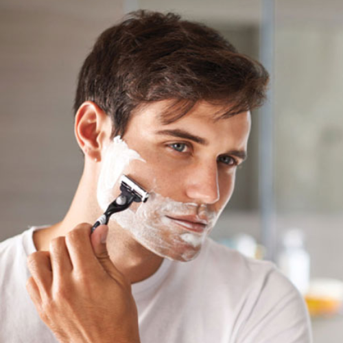Afeitarse antes o después de ducharse