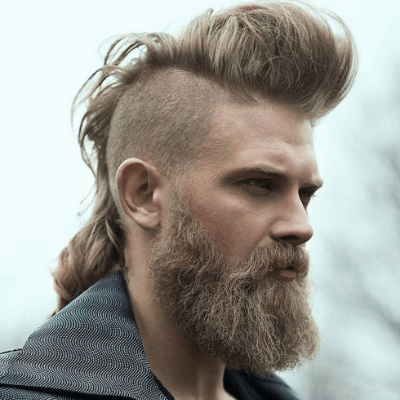 Peinado vikingo mohicano para hombre?