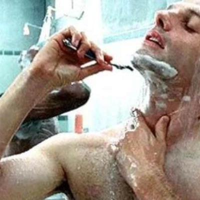 ¿Por qué afeitarse durante la ducha?